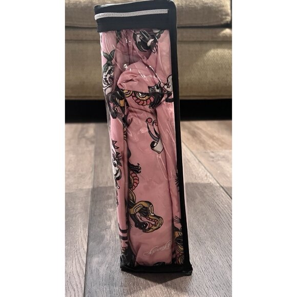 Ed Hardy 6-Piece QUEEN Bedding Sheet Set Pink Graphic Print Y2K Tiger Heart Dice - Picture 4 of 7